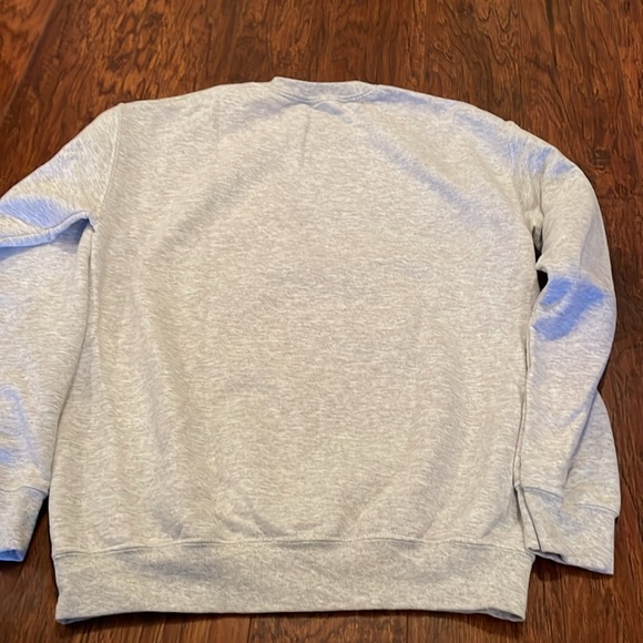 Mickey and Friends sweatshirt - Picture 5 of 6